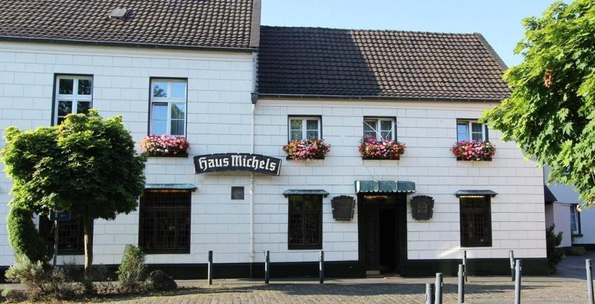 Landhaus Michels Garni คาร์สท์ ภายนอก รูปภาพ